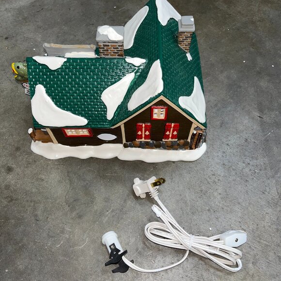 Department 56 Original Snow Village Fisherman's Nook Resort - Picture 7 of 14